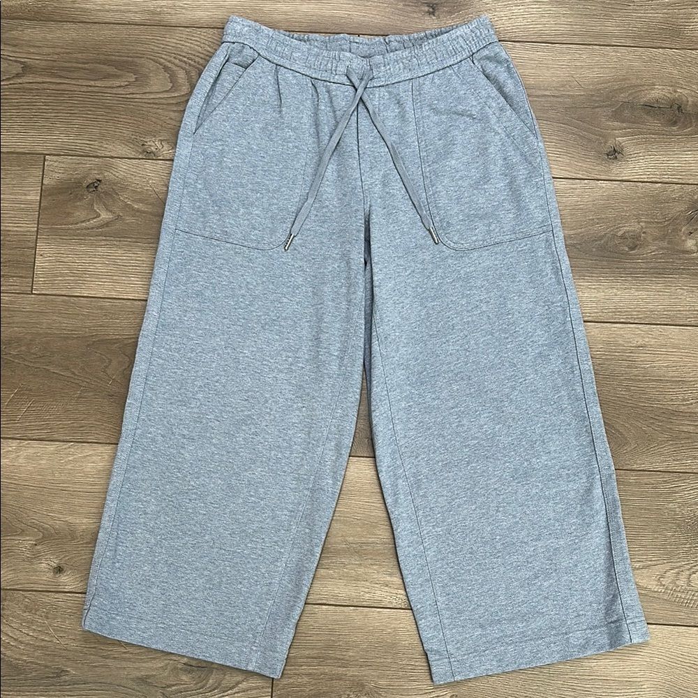 Athleta Farallon Blue Heathered Mid Rise‎ Wide Leg Crop Size 6